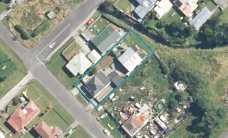 13 Peel Street, Cobden, Greymouth - Carousel 1