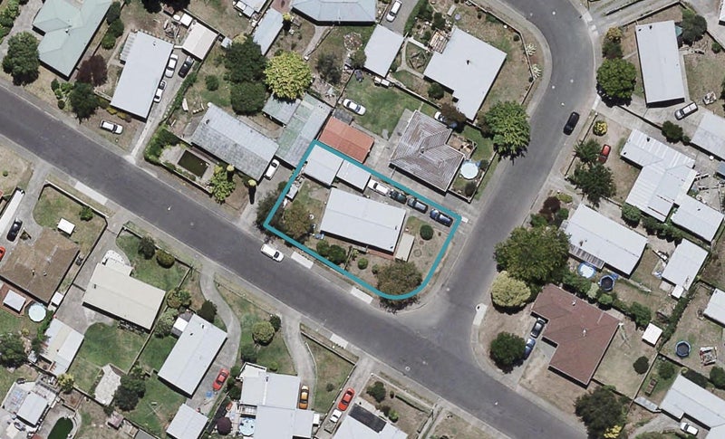 1 Birkenhead Crescent, Flaxmere, Hastings - Carousel 1