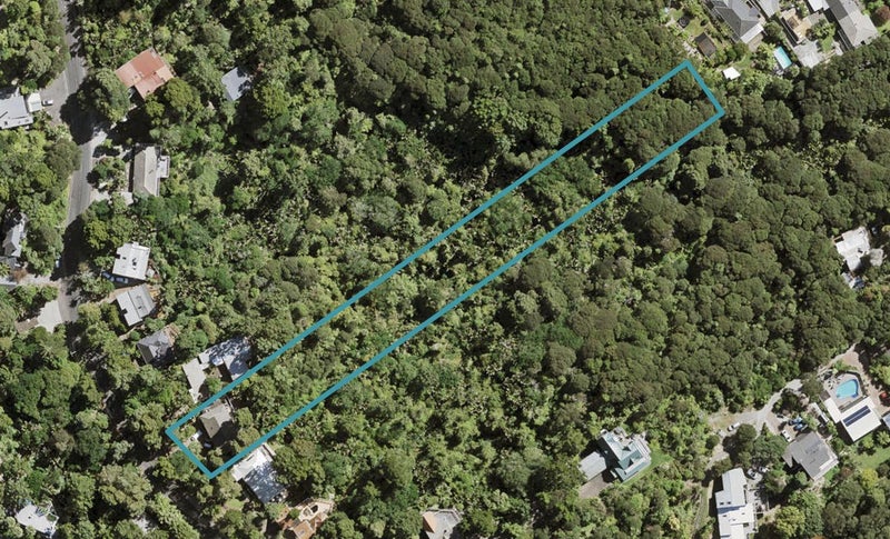 60 Park Road, Titirangi, Auckland - Carousel 1