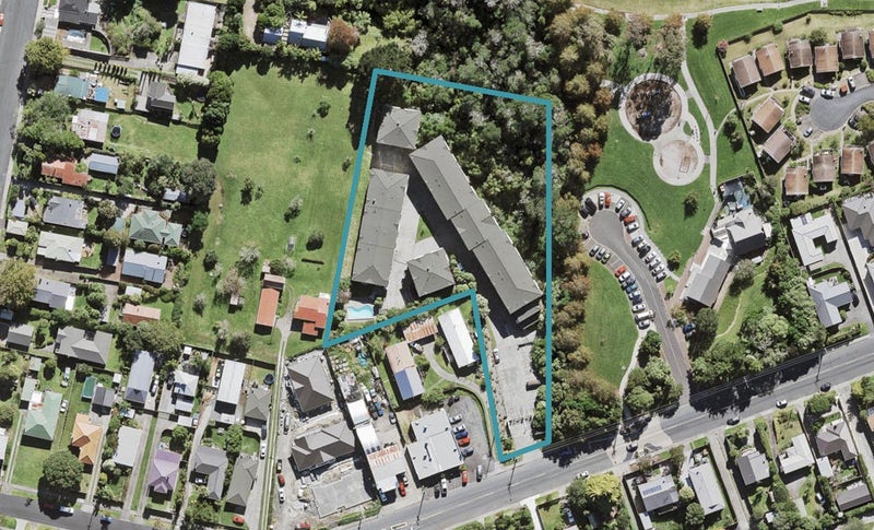 29/120 Beach Haven Road, Beach Haven, Auckland - Carousel 1