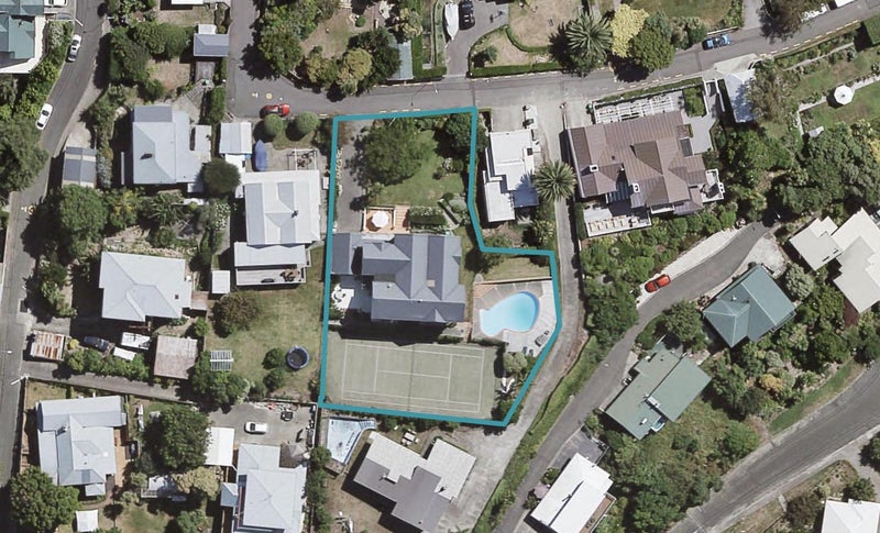 6 Elizabeth Road, Bluff Hill, Napier - Carousel 1