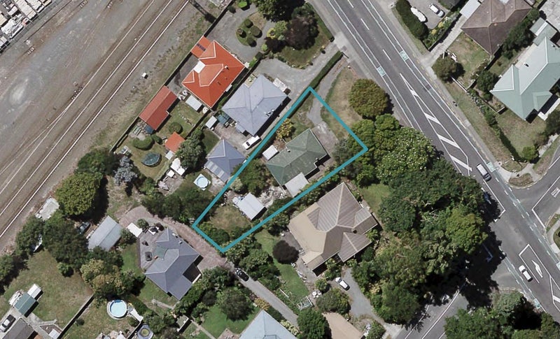 105 Frederick Street East, Mayfair, Hastings - Carousel 1