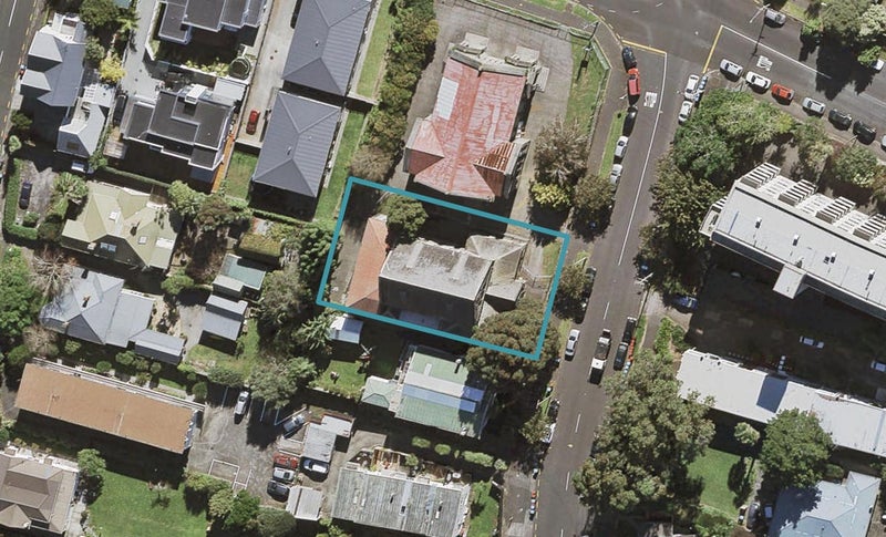 31A Esplanade Road, Mount Eden, Auckland - Carousel 1