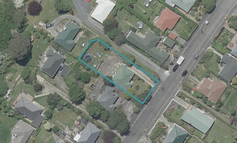 87 Hocken Street, Kenmure, Dunedin - Carousel 1