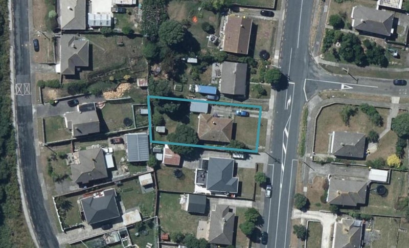 25 Dimock Street, Titahi Bay, Porirua - Carousel 1