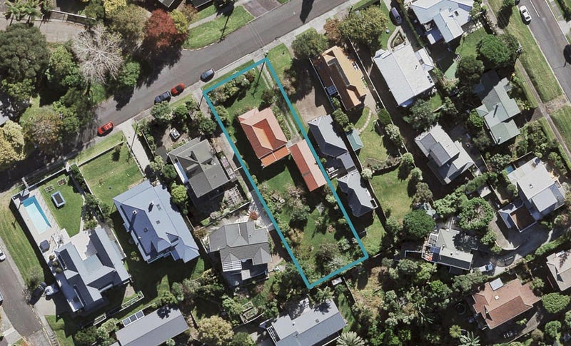 22 Rugby Road, Birkenhead, Auckland - Carousel 1
