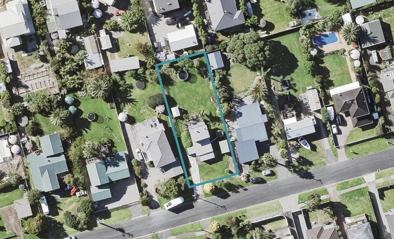 86 First View Avenue, Beachlands, Auckland - Carousel 1
