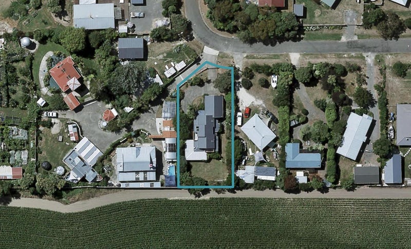 39 Gillies Crescent, Waimarama, Waimārama - Carousel 1