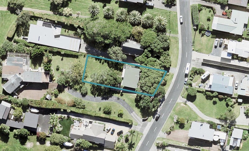 38 Tindalls Bay Road, Tindalls Beach, Whangaparaoa - Carousel 1