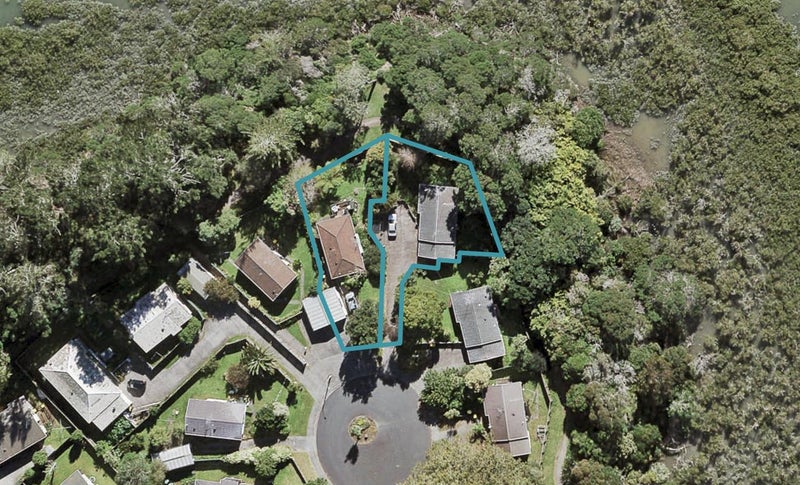 39 Ranch Avenue, Beach Haven, Auckland - Carousel 1