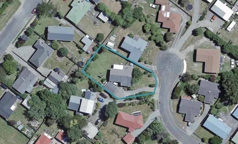6 Skipage Grove, Featherston - Carousel 1