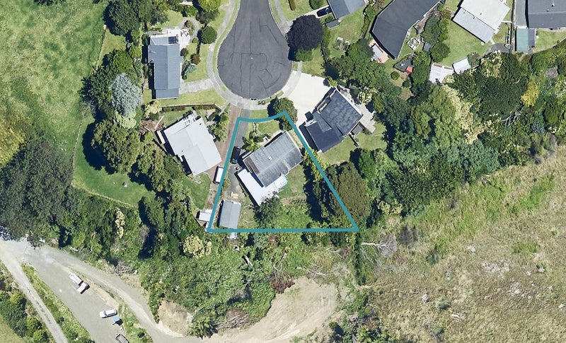 7 Ely Place, Bethlehem, Tauranga - Carousel 1