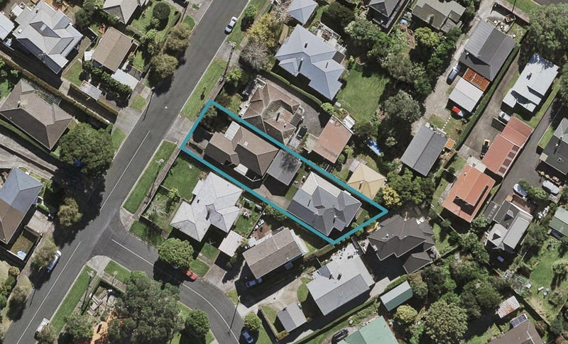 51 Tawa Road, One Tree Hill, Auckland - Carousel 1