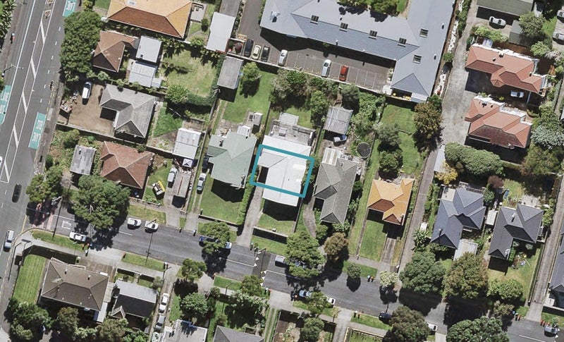 4B Lancing Road, Sandringham, Auckland - Carousel 1