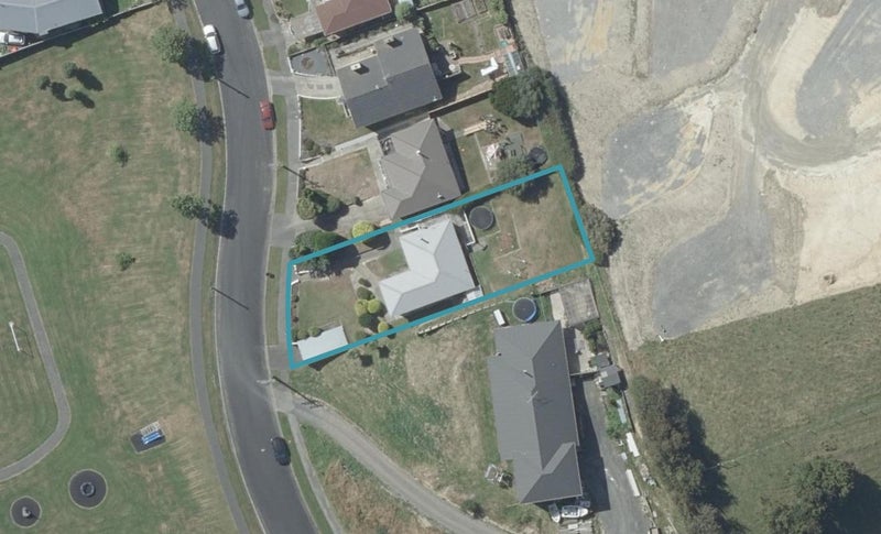 83 Elwyn Crescent, Green Island, Dunedin - Carousel 1