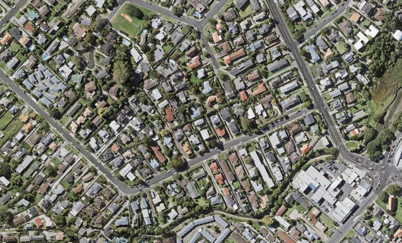 2/27 Wolsley Avenue, Milford, Auckland - Carousel 1