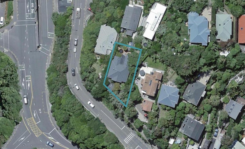 12 Raroa Crescent, Northland, Wellington - Carousel 1