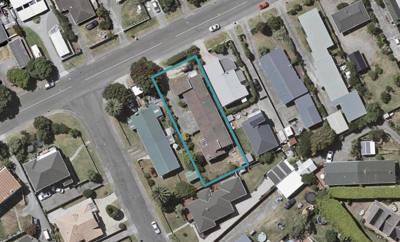 2/198 Manly Street, Paraparaumu Beach, Paraparaumu - Carousel 1