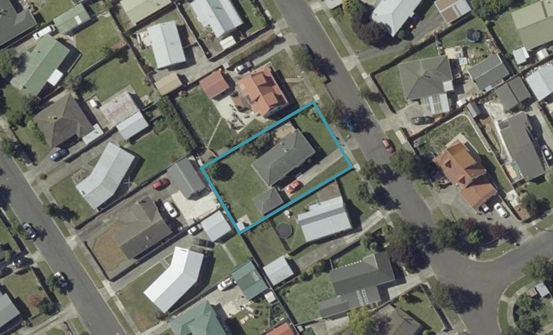 30 Suzanne Grove, Kelvin Grove, Palmerston North - Carousel 1
