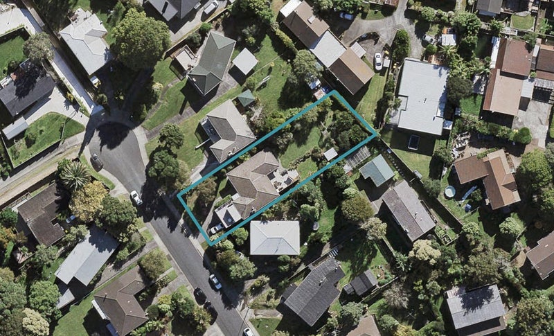 47 Ramillies Place, Glenfield, Auckland - Carousel 1
