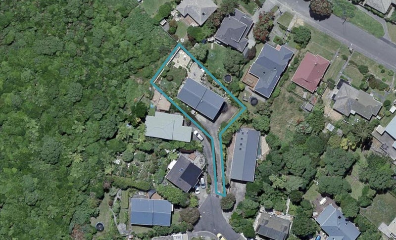 8 Claire Street, Ngaio, Wellington - Carousel 1