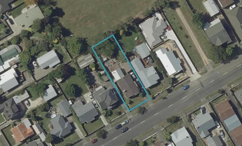 15 Chelwood Street, Takaro, Palmerston North - Carousel 1