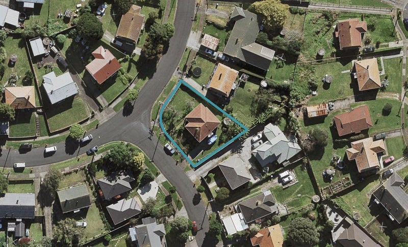2 Edmonton Avenue, Onehunga, Auckland - Carousel 1