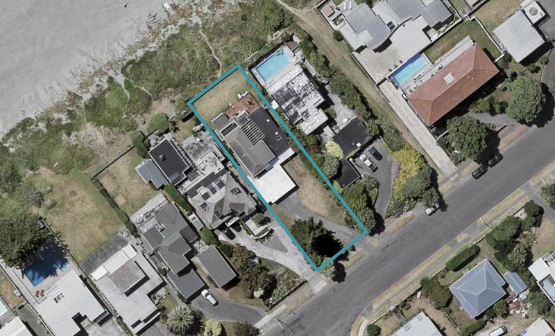 129 Tutere Street, Waikanae Beach, Waikanae - Carousel 1