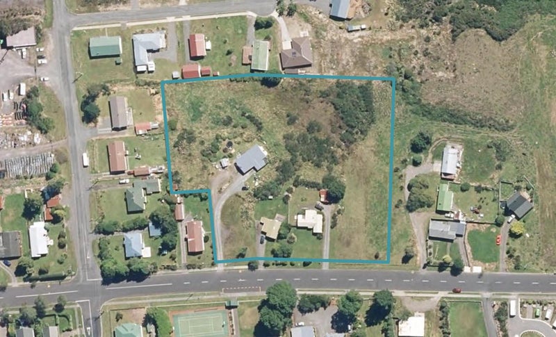 24 Carroll Street, WAIMARINO, OWHANGO - Carousel 1