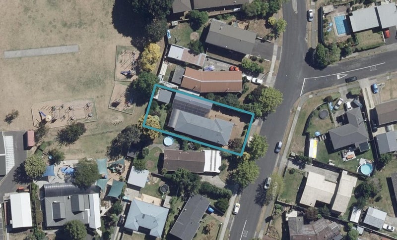 26 Michael Avenue, Dinsdale, Hamilton - Carousel 1