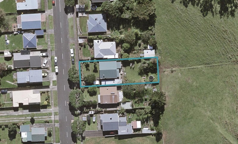 73 Pioneer Road, Moturoa, New Plymouth - Carousel 1