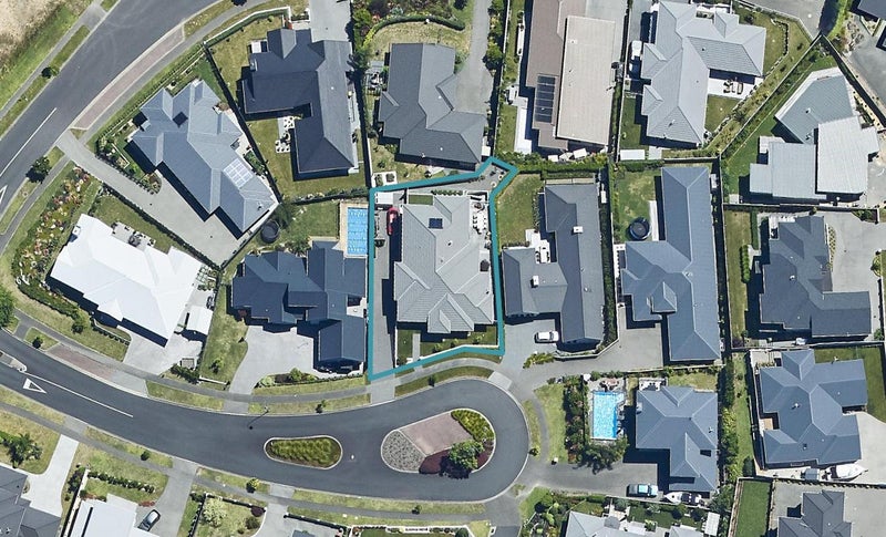 9 Kirkhill Close, Bethlehem, Tauranga - Carousel 1
