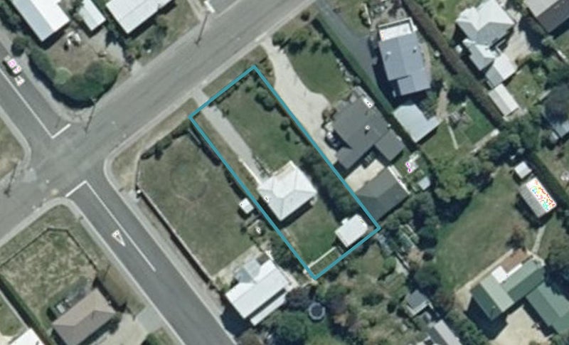 106 Upton Street, Wanaka - Carousel 1
