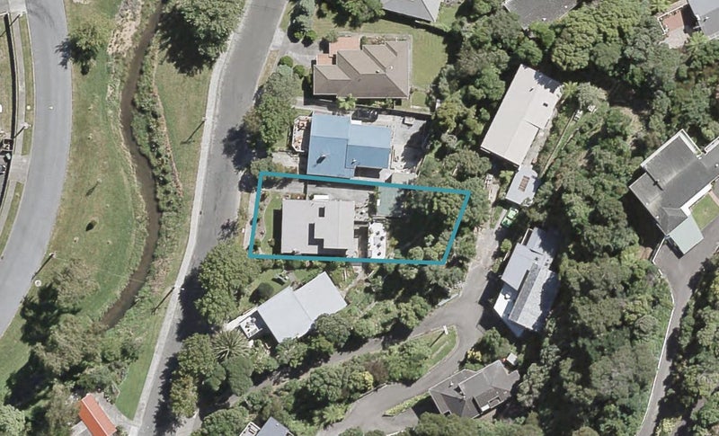 31 Parnell Street, Fairfield, Lower Hutt - Carousel 1