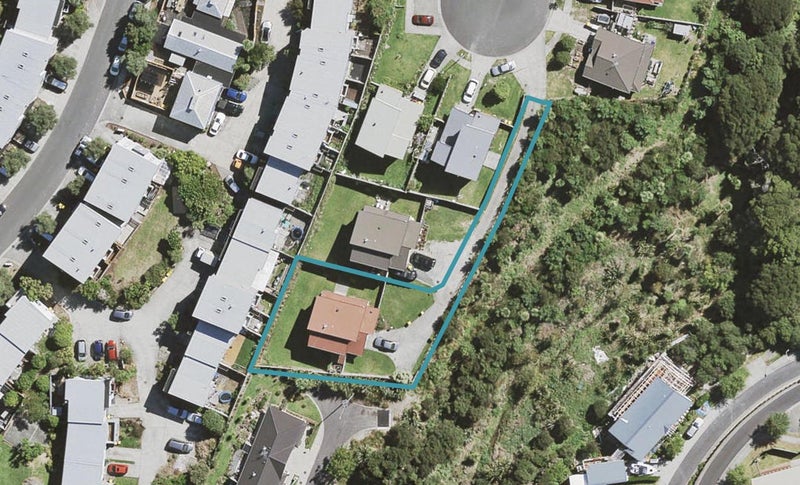 13 Haki Wihongi Place, Glen Eden, Auckland - Carousel 1
