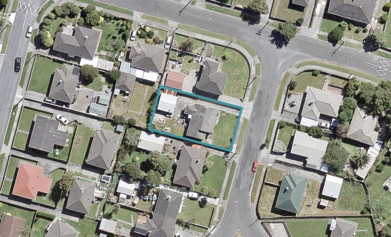 1 Mayo Grove, Naenae, Lower Hutt - Carousel 1