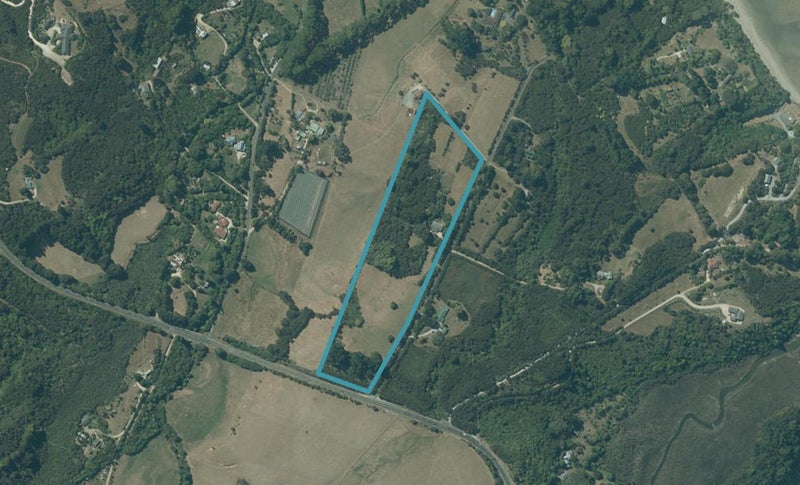21 Upper Tukurua Road, Takaka - Carousel 1