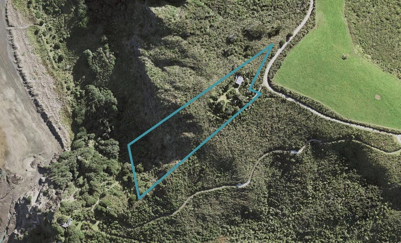 240 Anawhata Road, Anawhata, Auckland - Carousel 1