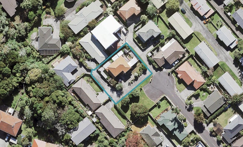 12 Davern Lane, New Lynn, Auckland - Carousel 1
