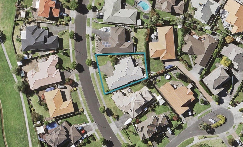 15 Astoria Place, Northpark, Auckland - Carousel 1