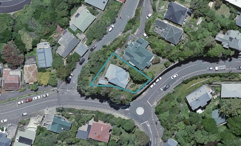 36 Plunket Street, Kelburn, Wellington - Carousel 1