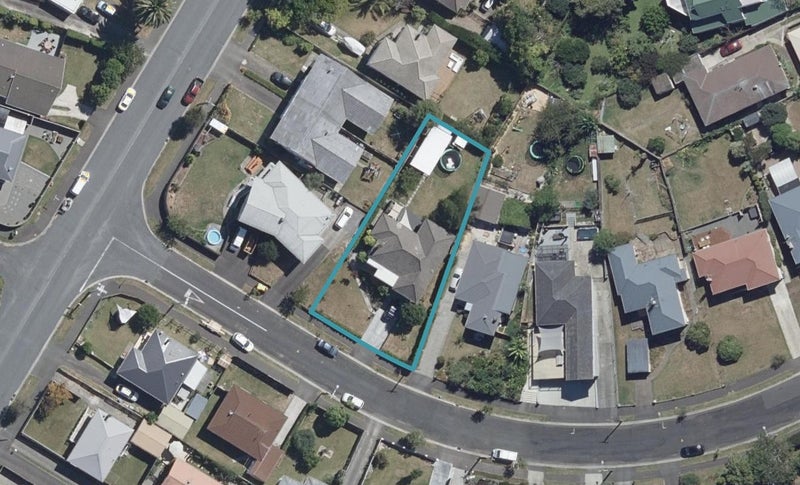 22 Charles Crescent, Beerescourt, Hamilton - Carousel 1