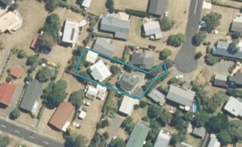 107A Moore Place, Whangamata, Whangamatā - Carousel 1