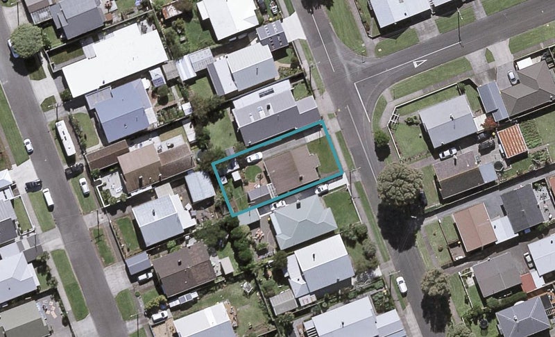 36 Record Street, Fitzroy, New Plymouth - Carousel 1