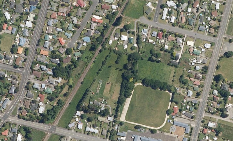 14 Cole Street, Dannevirke - Carousel 1