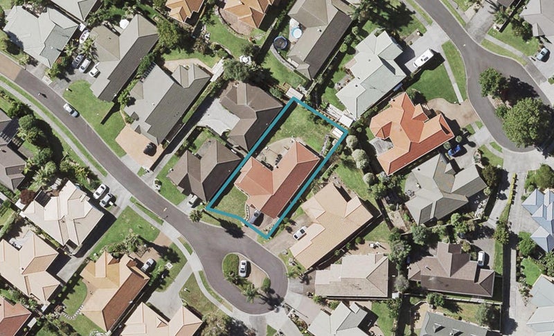 12 Caldbeck Rise, Northpark, Auckland - Carousel 1