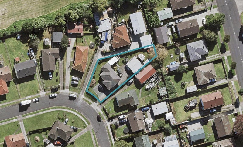 28 Caravelle Close, Mangere, Auckland - Carousel 1