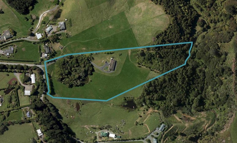 197 Old Parua Bay Road, Whangarei - Carousel 1