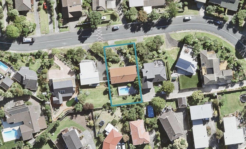 7 Danbury Drive, Torbay, Auckland - Carousel 1