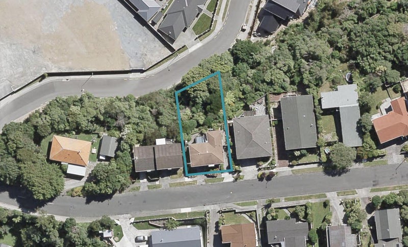 5 Summit Road, Fairfield, Lower Hutt - Carousel 1